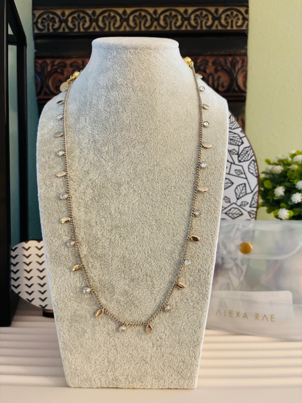 Bar by Alexa Rae Falling For You Necklace - Linen